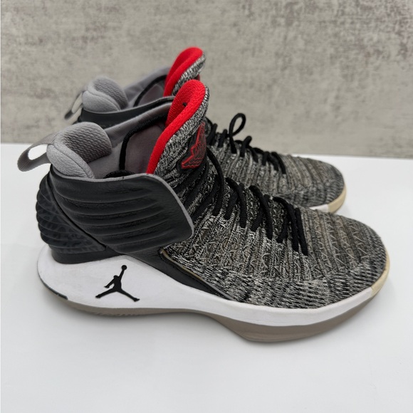 Nike Air Jordan MVP Basketball Shoes Boys Youth Size 3.5Y - Picture 3 of 5